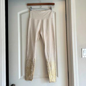 Beyond Yoga Alloy Ombre Shine On Speckle High Waisted Midi Leggings Medium